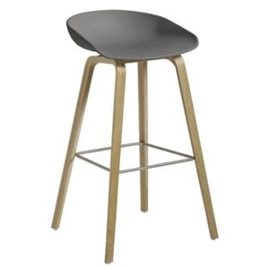 About a stool AAS 32 Bar stool - / H 75 cm - Plastic & wood legs by Hay Grey/Natural wood