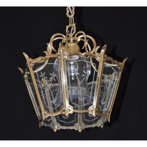 Decorative eight-sided brass lantern with flat glass