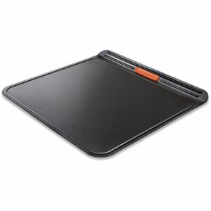 Le Creuset Insulated Cookie Sheet