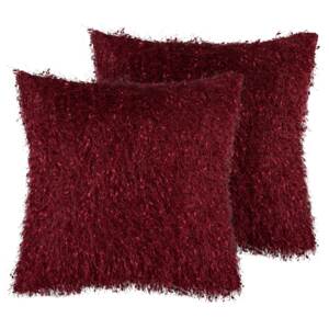 Set of 2 Decorative Cushions Red Shaggy 45 x 45 cm Modern Glamour Decor Accessories Beliani