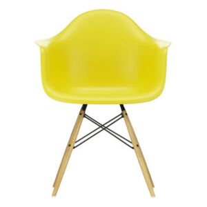 DAW - Eames Plastic Armchair Armchair - / (1950) - Light wood legs by Vitra Yellow