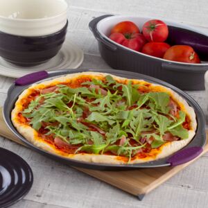 Pizza pan with silicon handles Glamour 33 cm AMBITION