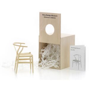 Y-Chair Miniature - / Wegner (1950) by Vitra Natural wood